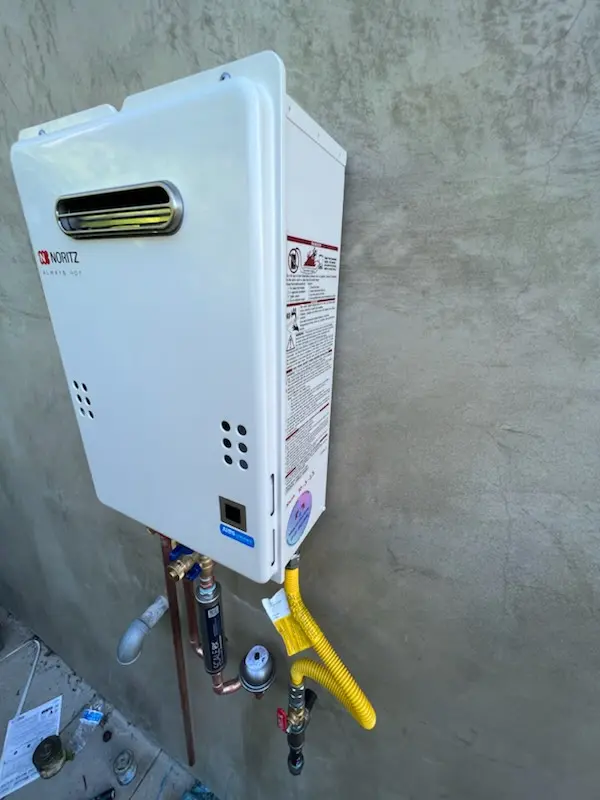 Tankless water heater installation for Hawthorn Woods homes
